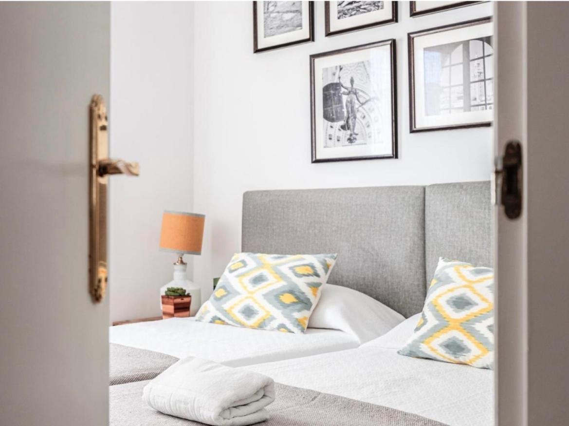 Exclusivo Duplex Con Terraza En Sevilla Εξωτερικό φωτογραφία