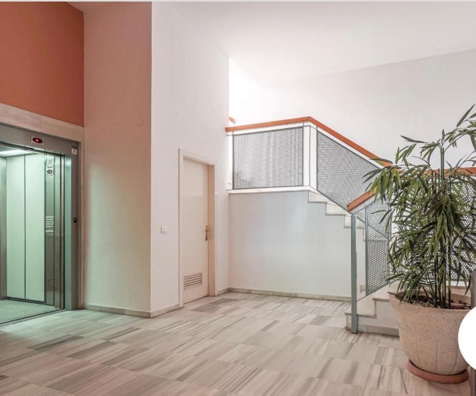 Exclusivo Duplex Con Terraza En Sevilla Εξωτερικό φωτογραφία