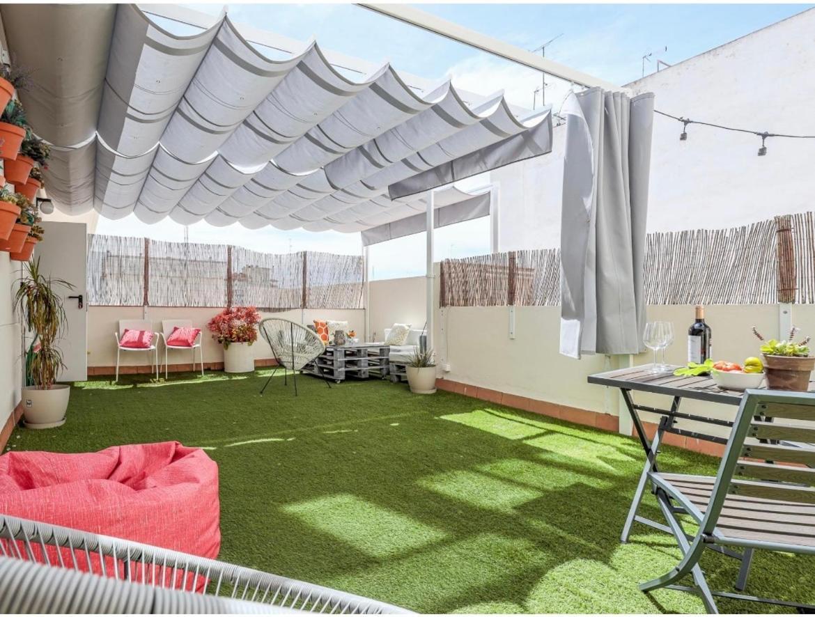 Exclusivo Duplex Con Terraza En Sevilla Εξωτερικό φωτογραφία